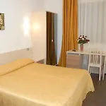 Majesty Hotel 4*