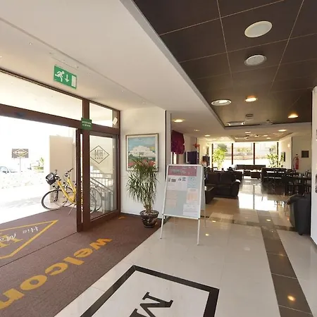 Majesty Hotel