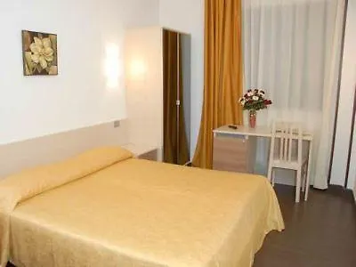 Majesty Hotel 4*
