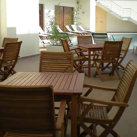 Majesty Hotel