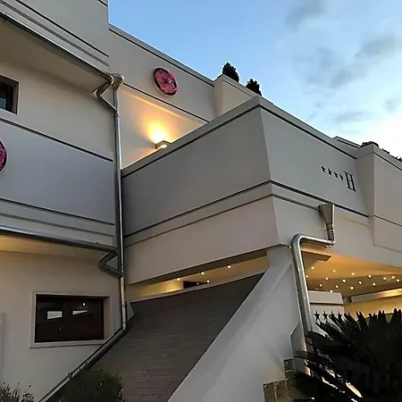 Majesty Otel