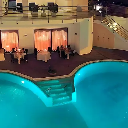 Hotel Majesty