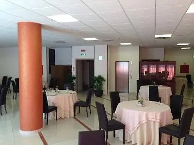 Majesty 4*